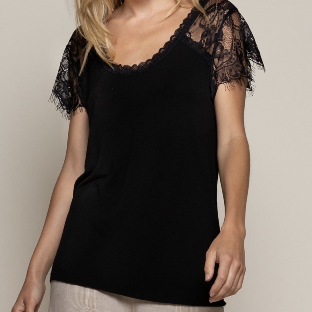 *LAST ONE* Small POL lace top